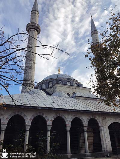 Atik Valide Camii